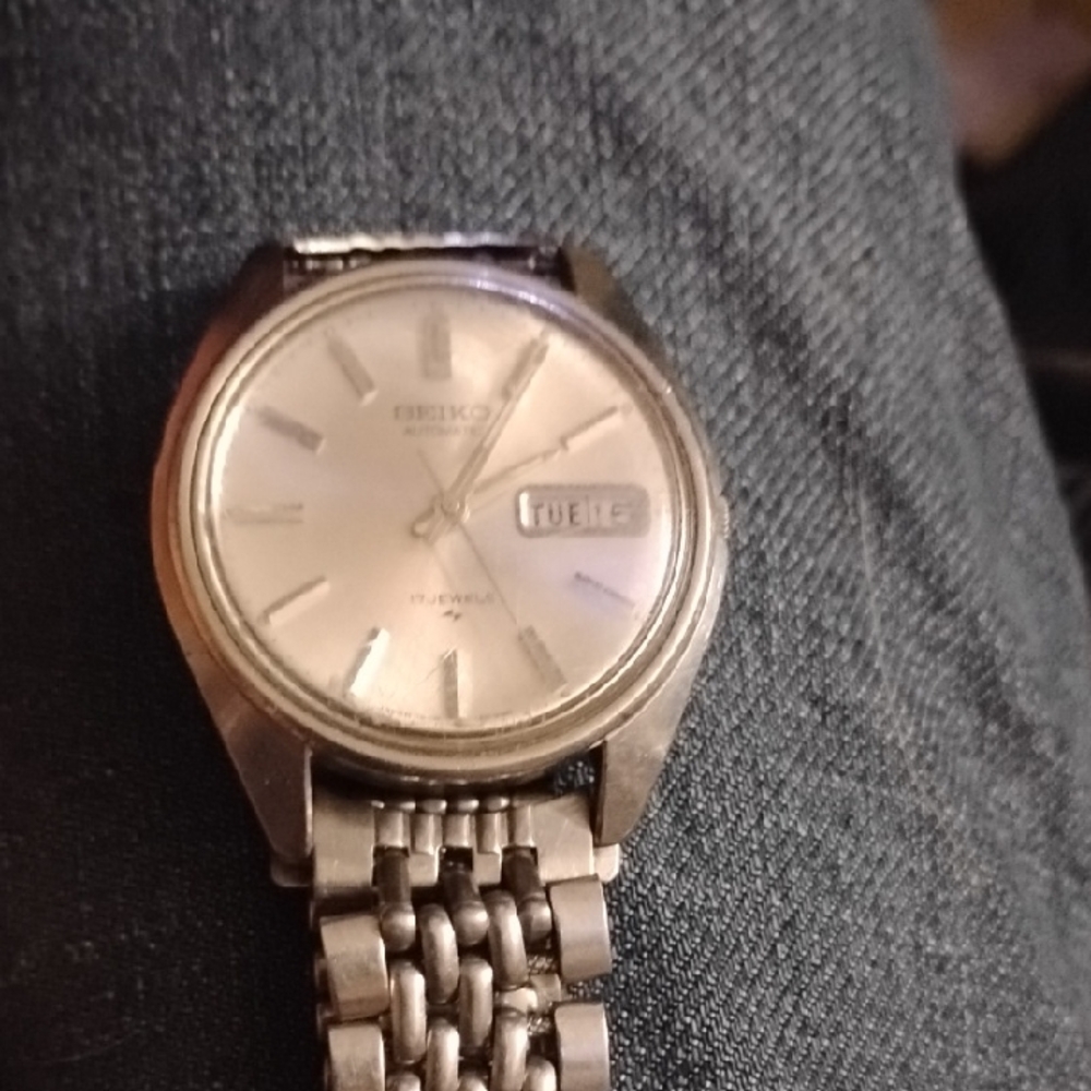 Seiko Automatic Silver Watch with Day-Date Display